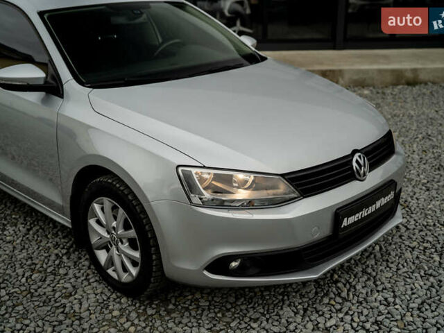 Серый Фольксваген Джетта, объемом двигателя 1.39 л и пробегом 122 тыс. км за 9900 $, фото 9 на Automoto.ua