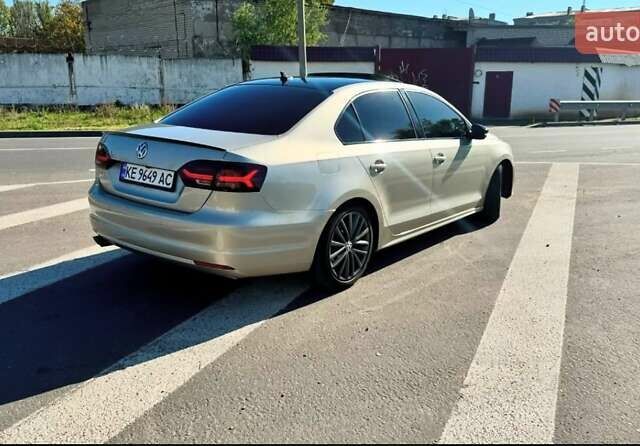 Серый Фольксваген Джетта, объемом двигателя 2.48 л и пробегом 150 тыс. км за 8800 $, фото 3 на Automoto.ua