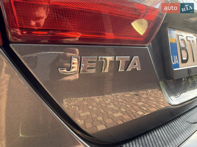 Фольксваген Джетта 2012 в Одессе на Automoto.ua Серый Фольксваген Джетта, объемом двигателя 1.4 л и пробегом 189 тыс. км за 8800 $, фото 43 на Automoto.ua