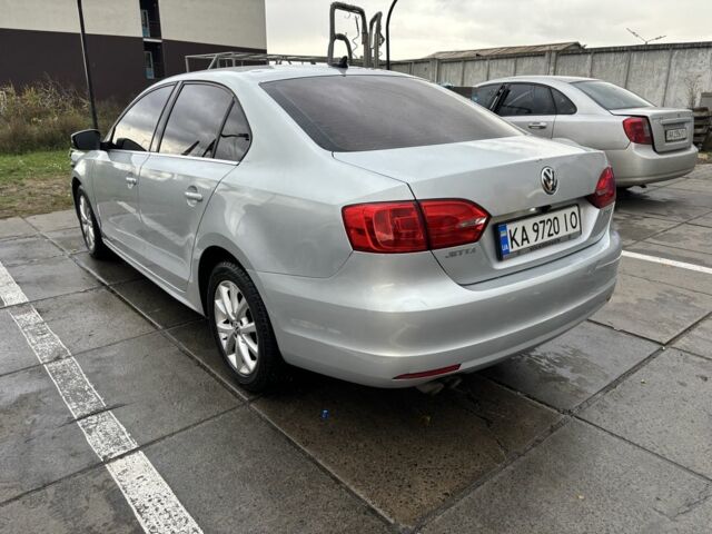 Фольксваген Джетта 2012 в Киеве на Automoto.ua Серый Фольксваген Джетта, объемом двигателя 2.5 л и пробегом 171 тыс. км за 7500 $, фото 13 на Automoto.ua