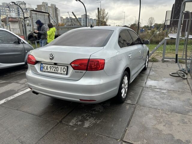Фольксваген Джетта 2012 в Киеве на Automoto.ua Серый Фольксваген Джетта, объемом двигателя 2.5 л и пробегом 171 тыс. км за 7500 $, фото 11 на Automoto.ua