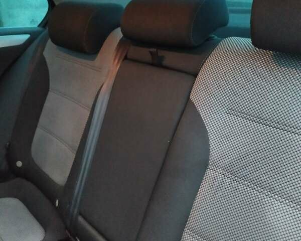 Серый Фольксваген Джетта, объемом двигателя 1.39 л и пробегом 223 тыс. км за 9900 $, фото 14 на Automoto.ua