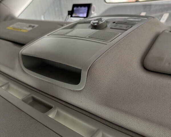 Серый Фольксваген Джетта, объемом двигателя 2.5 л и пробегом 111 тыс. км за 10500 $, фото 20 на Automoto.ua