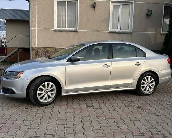 Серый Фольксваген Джетта, объемом двигателя 2.5 л и пробегом 162 тыс. км за 8500 $, фото 7 на Automoto.ua