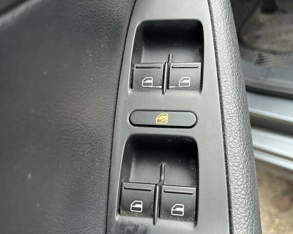 Серый Фольксваген Джетта, объемом двигателя 1.98 л и пробегом 185 тыс. км за 9300 $, фото 20 на Automoto.ua