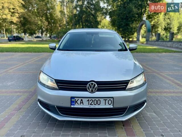 Серый Фольксваген Джетта, объемом двигателя 1.8 л и пробегом 135 тыс. км за 9000 $, фото 9 на Automoto.ua