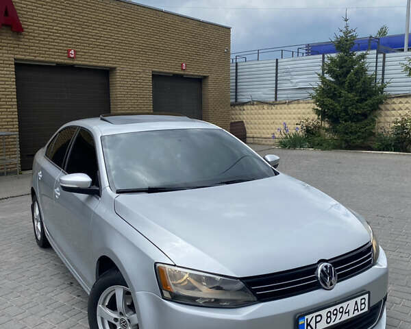 Сірий Фольксваген Джетта, об'ємом двигуна 1.9 л та пробігом 250 тис. км за 10000 $, фото 1 на Automoto.ua
