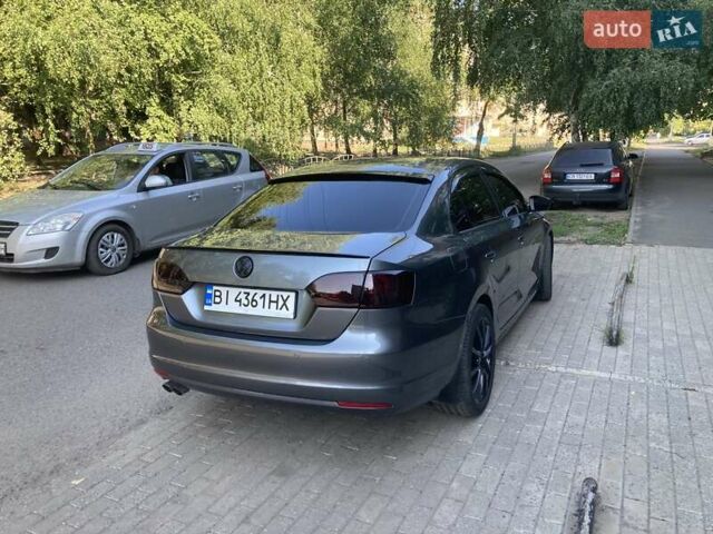 Сірий Фольксваген Джетта, об'ємом двигуна 1.98 л та пробігом 240 тис. км за 10000 $, фото 4 на Automoto.ua