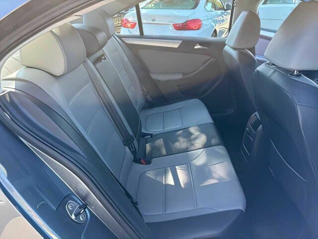 Сірий Фольксваген Джетта, об'ємом двигуна 1.4 л та пробігом 84 тис. км за 4400 $, фото 10 на Automoto.ua