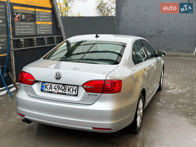 Серый Фольксваген Джетта, объемом двигателя 2.5 л и пробегом 111 тыс. км за 10500 $, фото 3 на Automoto.ua