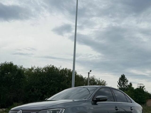 Серый Фольксваген Джетта, объемом двигателя 1.4 л и пробегом 218 тыс. км за 11000 $, фото 7 на Automoto.ua