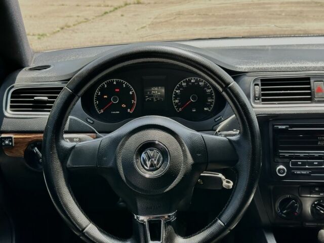 Серый Фольксваген Джетта, объемом двигателя 2 л и пробегом 318 тыс. км за 7100 $, фото 12 на Automoto.ua