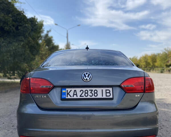 Сірий Фольксваген Джетта, об'ємом двигуна 1.8 л та пробігом 260 тис. км за 8000 $, фото 6 на Automoto.ua