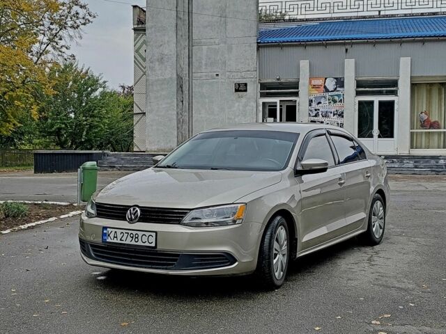 Серый Фольксваген Джетта, объемом двигателя 1.8 л и пробегом 155 тыс. км за 7200 $, фото 1 на Automoto.ua