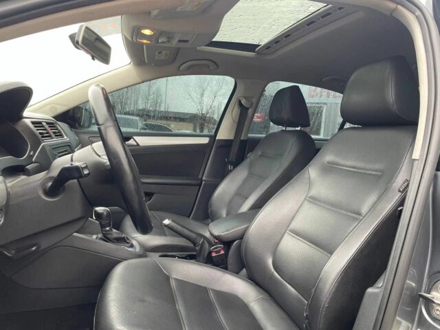 Серый Фольксваген Джетта, объемом двигателя 1.8 л и пробегом 204 тыс. км за 9100 $, фото 14 на Automoto.ua