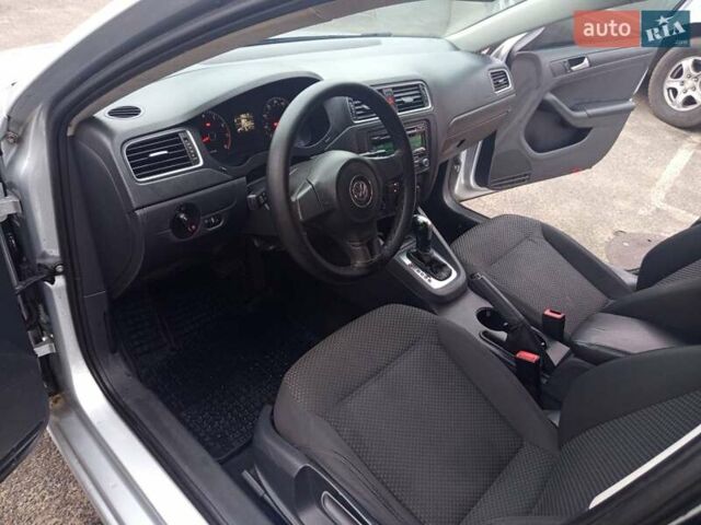 Серый Фольксваген Джетта, объемом двигателя 1.98 л и пробегом 222 тыс. км за 7900 $, фото 10 на Automoto.ua