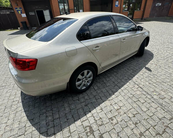 Серый Фольксваген Джетта, объемом двигателя 2.5 л и пробегом 230 тыс. км за 9200 $, фото 25 на Automoto.ua