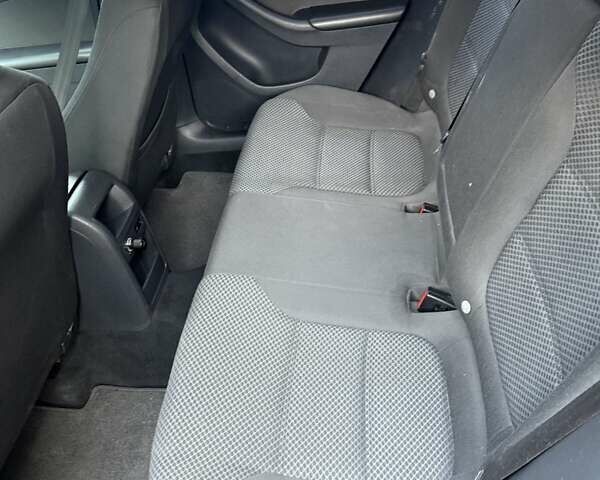 Сірий Фольксваген Джетта, об'ємом двигуна 1.98 л та пробігом 219 тис. км за 7999 $, фото 16 на Automoto.ua