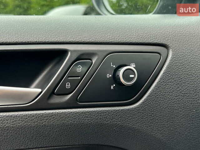 Серый Фольксваген Джетта, объемом двигателя 2 л и пробегом 167 тыс. км за 8999 $, фото 26 на Automoto.ua