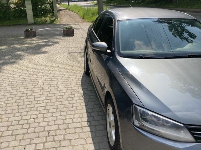 Серый Фольксваген Джетта, объемом двигателя 1.8 л и пробегом 322 тыс. км за 8200 $, фото 12 на Automoto.ua