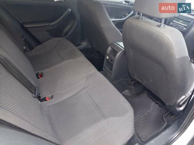 Серый Фольксваген Джетта, объемом двигателя 1.98 л и пробегом 222 тыс. км за 7900 $, фото 9 на Automoto.ua