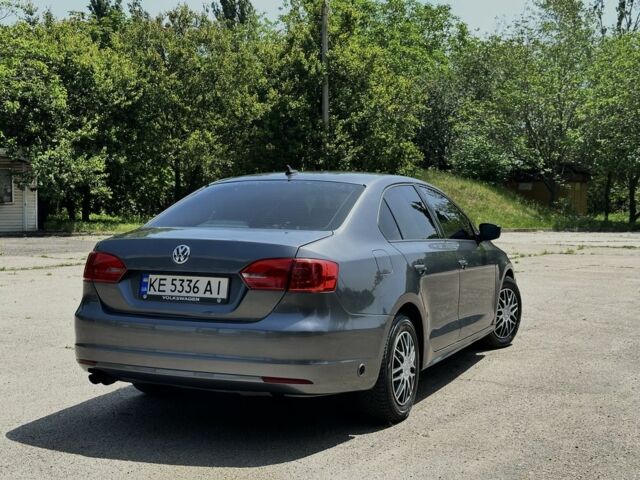 Серый Фольксваген Джетта, объемом двигателя 2 л и пробегом 318 тыс. км за 7100 $, фото 6 на Automoto.ua