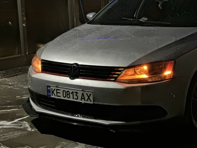 Серый Фольксваген Джетта, объемом двигателя 2.5 л и пробегом 270 тыс. км за 6900 $, фото 1 на Automoto.ua