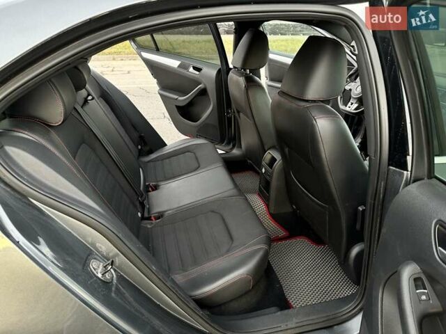 Серый Фольксваген Джетта, объемом двигателя 2 л и пробегом 167 тыс. км за 11000 $, фото 24 на Automoto.ua