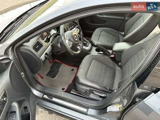 Серый Фольксваген Джетта, объемом двигателя 2 л и пробегом 167 тыс. км за 11000 $, фото 29 на Automoto.ua