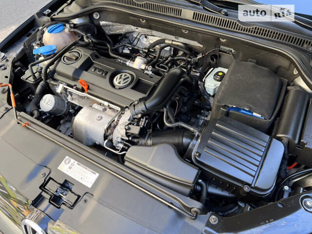 Сірий Фольксваген Джетта, об'ємом двигуна 1.4 л та пробігом 130 тис. км за 9999 $, фото 12 на Automoto.ua