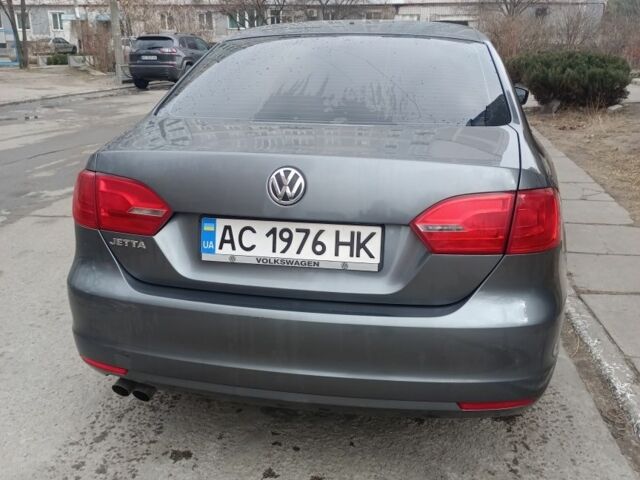 Серый Фольксваген Джетта, объемом двигателя 2 л и пробегом 132 тыс. км за 8000 $, фото 2 на Automoto.ua