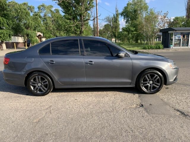 Серый Фольксваген Джетта, объемом двигателя 1.8 л и пробегом 185 тыс. км за 8100 $, фото 1 на Automoto.ua