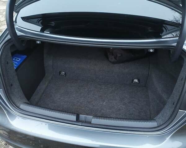 Серый Фольксваген Джетта, объемом двигателя 1.39 л и пробегом 223 тыс. км за 9900 $, фото 10 на Automoto.ua