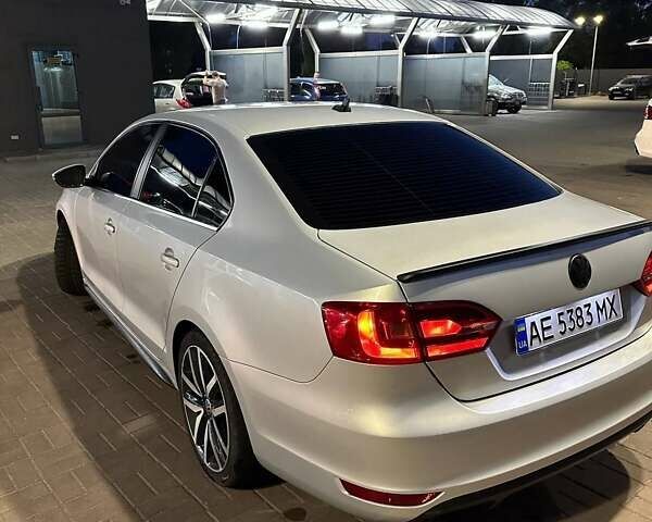 Сірий Фольксваген Джетта, об'ємом двигуна 1.98 л та пробігом 195 тис. км за 7950 $, фото 2 на Automoto.ua