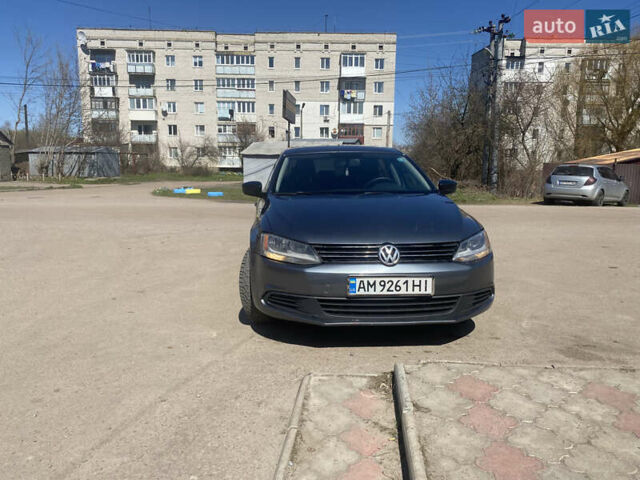 Серый Фольксваген Джетта, объемом двигателя 1.98 л и пробегом 180 тыс. км за 8200 $, фото 2 на Automoto.ua