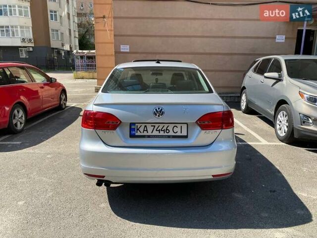 Серый Фольксваген Джетта, объемом двигателя 2.5 л и пробегом 248 тыс. км за 8800 $, фото 4 на Automoto.ua