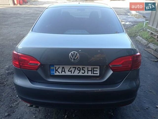 Серый Фольксваген Джетта, объемом двигателя 2 л и пробегом 196 тыс. км за 8200 $, фото 1 на Automoto.ua