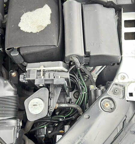 Сірий Фольксваген Джетта, об'ємом двигуна 2.5 л та пробігом 256 тис. км за 8500 $, фото 19 на Automoto.ua