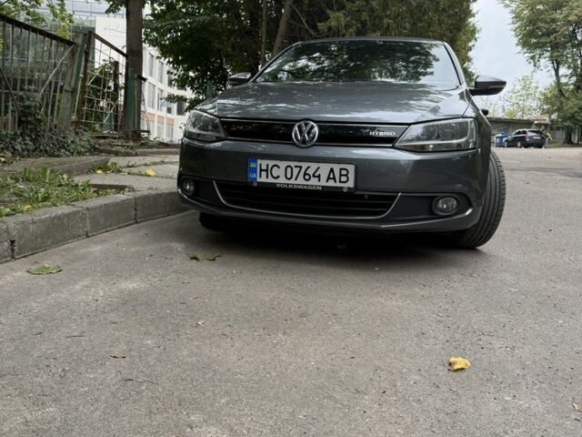 Серый Фольксваген Джетта, объемом двигателя 1.4 л и пробегом 218 тыс. км за 11000 $, фото 6 на Automoto.ua