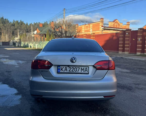 Серый Фольксваген Джетта, объемом двигателя 1.98 л и пробегом 288 тыс. км за 7100 $, фото 4 на Automoto.ua