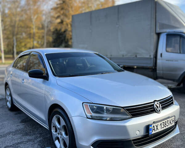 Фольксваген Джетта 2013 в Полтаве на Automoto.ua Серый Фольксваген Джетта, объемом двигателя 1.98 л и пробегом 258 тыс. км за 7800 $, фото 2 на Automoto.ua