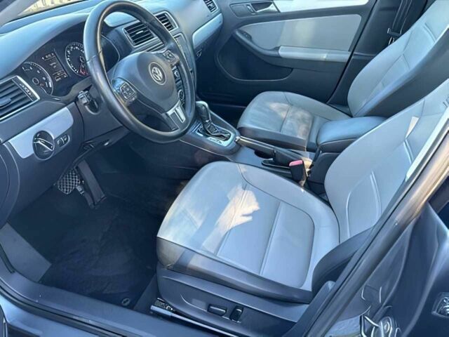 Сірий Фольксваген Джетта, об'ємом двигуна 1.4 л та пробігом 84 тис. км за 4400 $, фото 6 на Automoto.ua