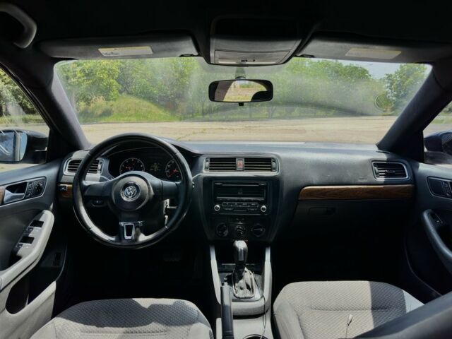 Серый Фольксваген Джетта, объемом двигателя 2 л и пробегом 318 тыс. км за 7100 $, фото 13 на Automoto.ua