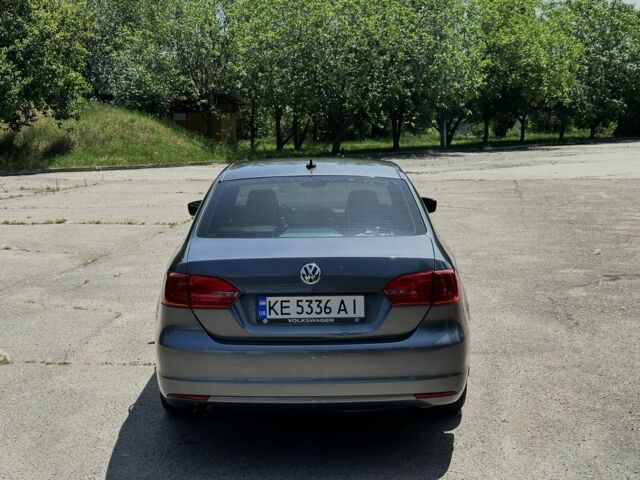 Серый Фольксваген Джетта, объемом двигателя 2 л и пробегом 318 тыс. км за 7100 $, фото 7 на Automoto.ua