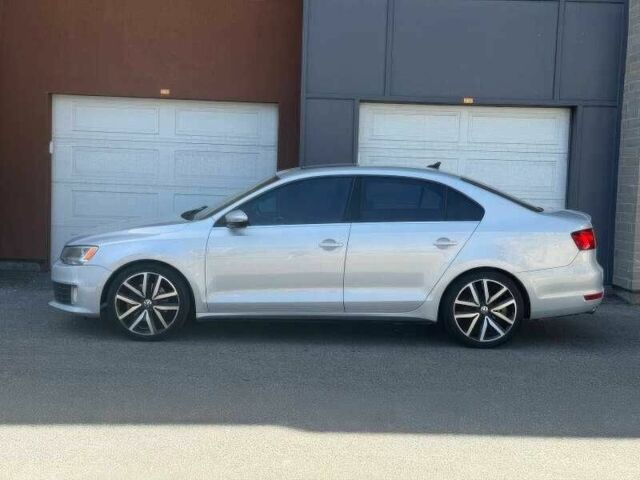 Серый Фольксваген Джетта, объемом двигателя 2 л и пробегом 134 тыс. км за 6000 $, фото 3 на Automoto.ua