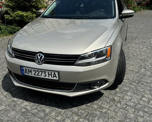 Серый Фольксваген Джетта, объемом двигателя 2.5 л и пробегом 230 тыс. км за 9200 $, фото 11 на Automoto.ua