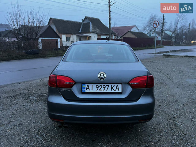 Серый Фольксваген Джетта, объемом двигателя 1.98 л и пробегом 185 тыс. км за 9300 $, фото 1 на Automoto.ua