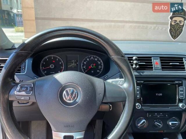 Серый Фольксваген Джетта, объемом двигателя 2.5 л и пробегом 248 тыс. км за 8800 $, фото 11 на Automoto.ua
