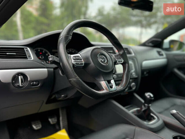 Серый Фольксваген Джетта, объемом двигателя 2 л и пробегом 167 тыс. км за 8999 $, фото 21 на Automoto.ua