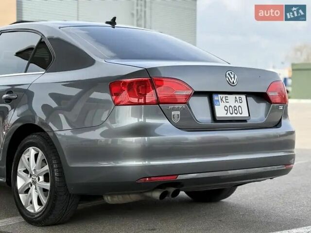 Сірий Фольксваген Джетта, об'ємом двигуна 1.8 л та пробігом 200 тис. км за 9500 $, фото 6 на Automoto.ua